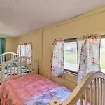 Spacious Tobyhanna Home And Guest Home 3 Mi To Lake