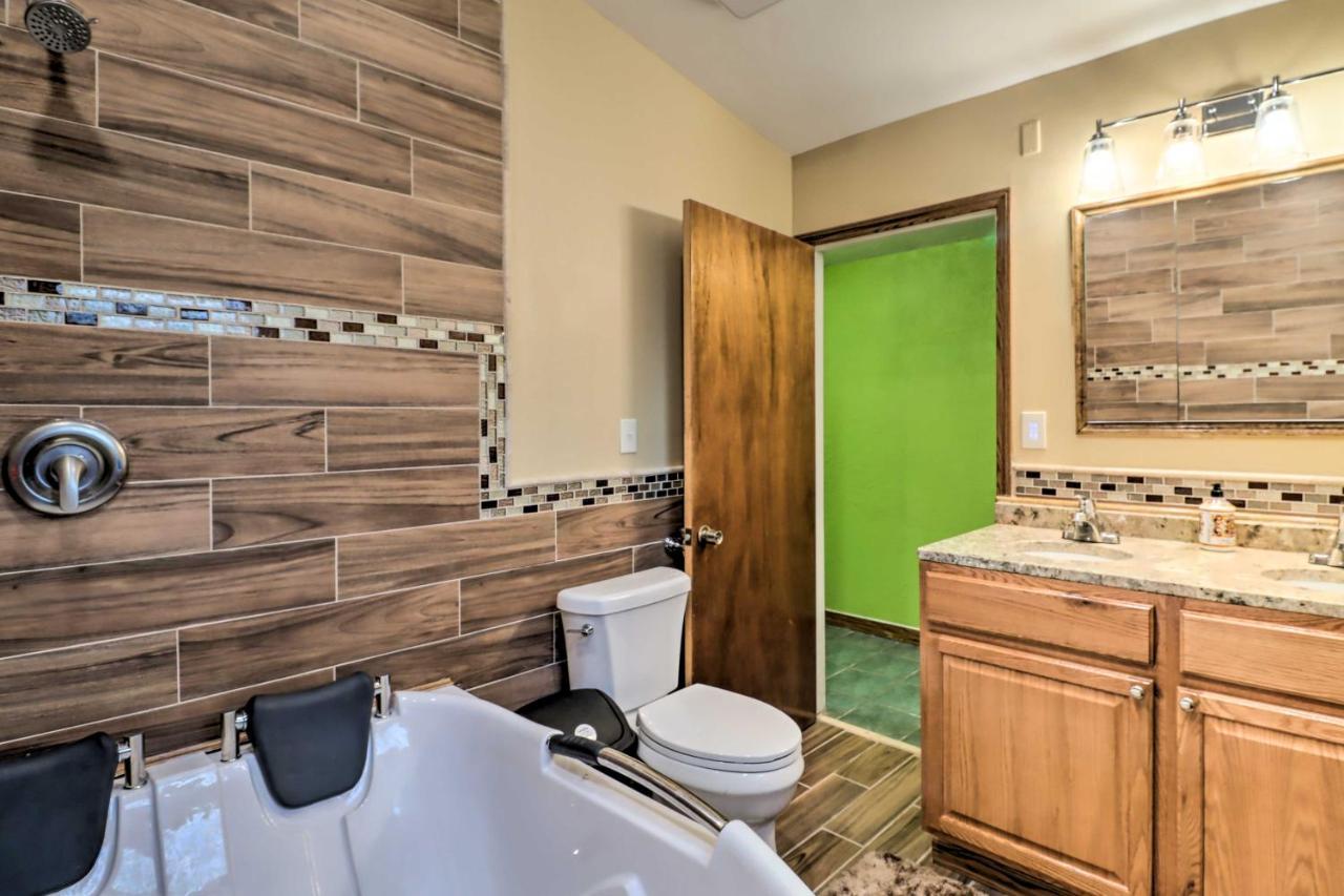 Spacious And Guest 3 Mi To